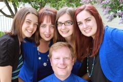 Jason-Hines-and-family